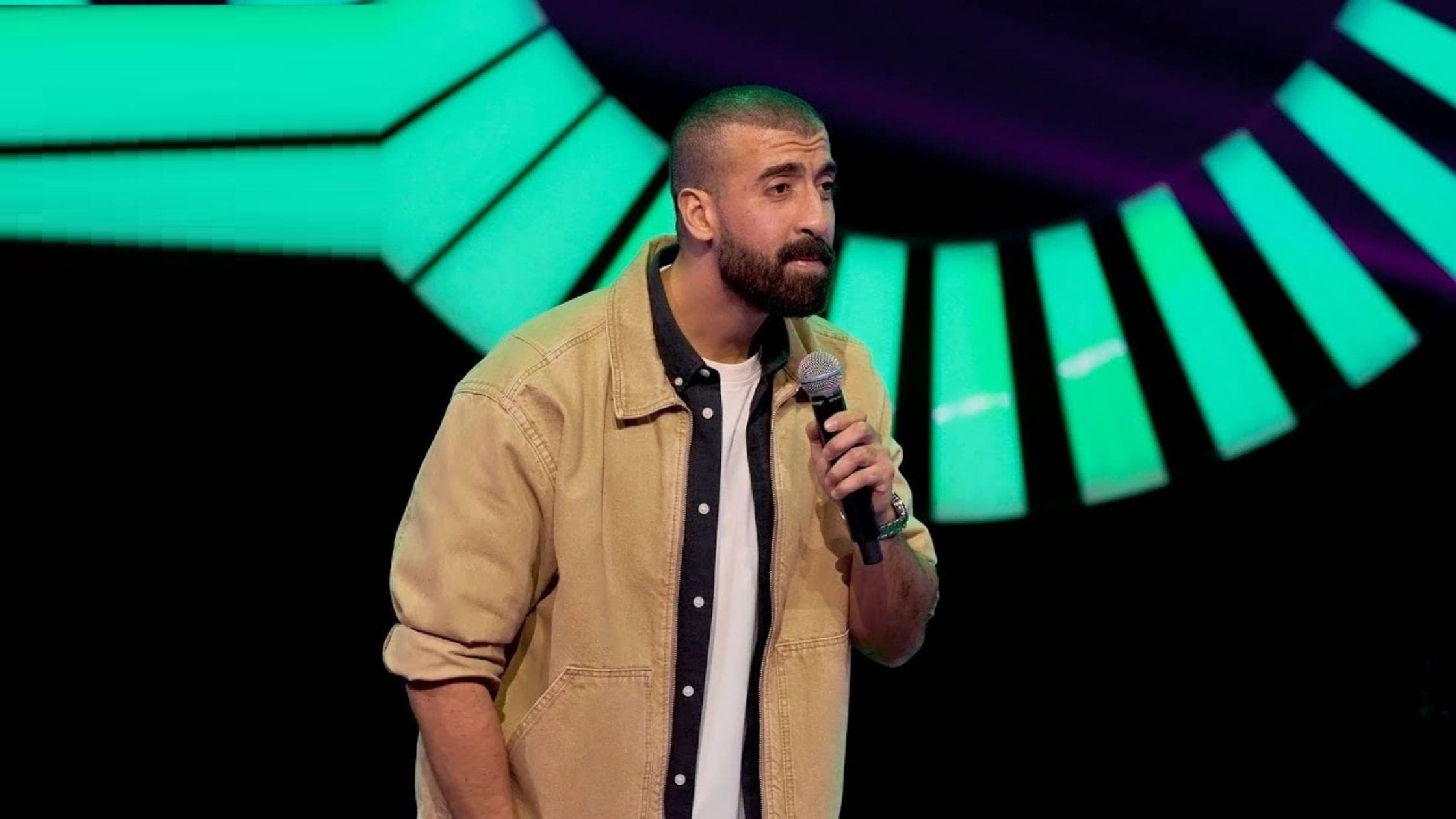 Mohamed Helmy performing live on stage